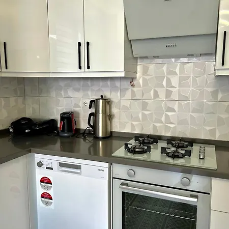 Lägenhet Comfy With Garden, Family Friendly In Fethiye