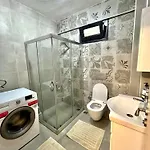 Comfy With Garden, Family Friendly In *