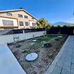 Comfy With Garden, Family Friendly In *