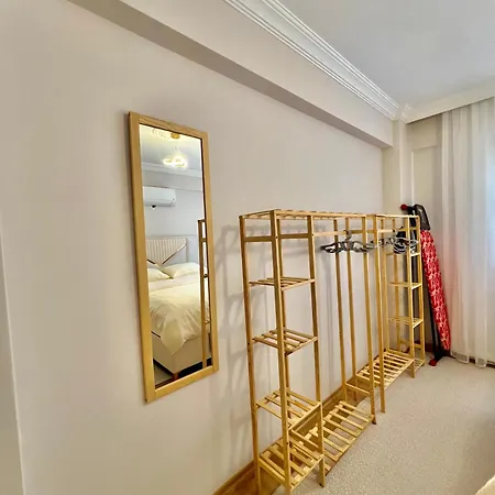 Comfy With Garden, Family Friendly In *