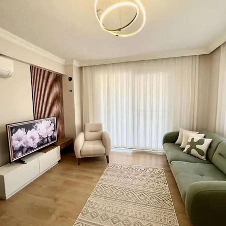 Lejlighed Comfy With Garden, Family Friendly In *