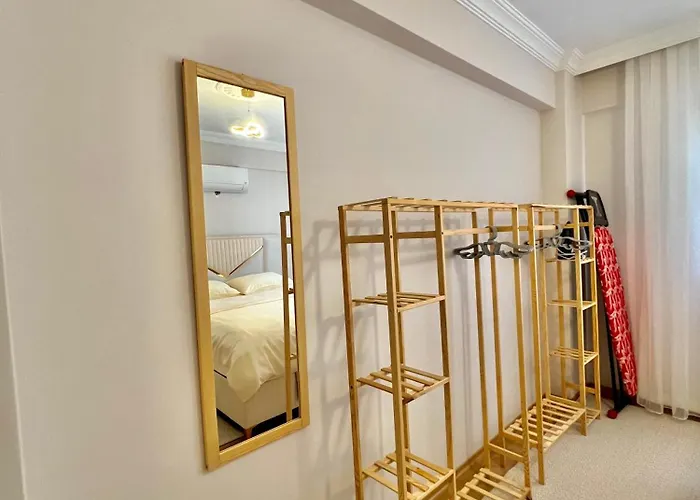 Comfy With Garden, Family Friendly In *