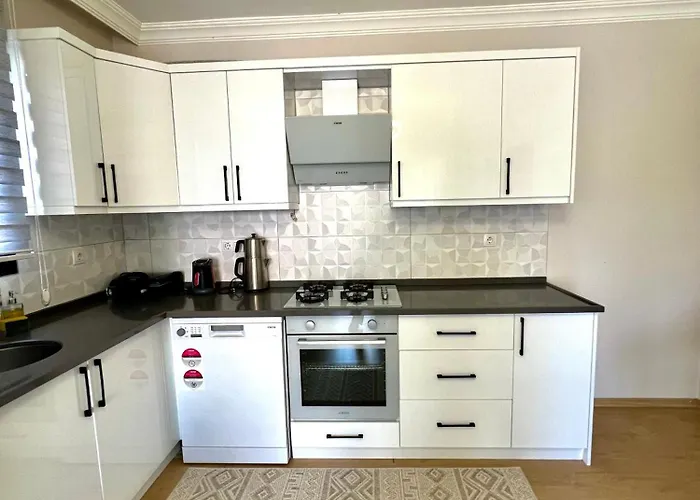 Comfy With Garden, Family Friendly In Apartman *